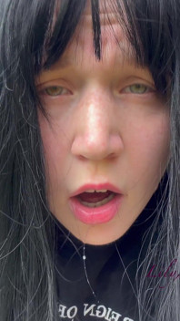 Goth menunggangi penismu dengan mulut Ahegao