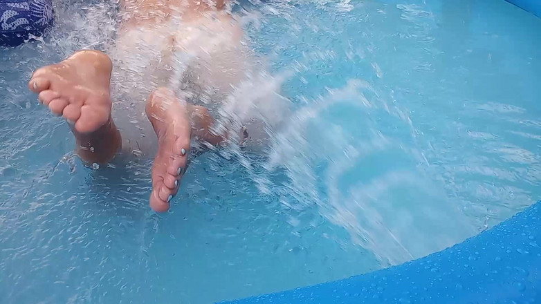 Midsouth Foot Fetish: Visar upp min röv och sulor