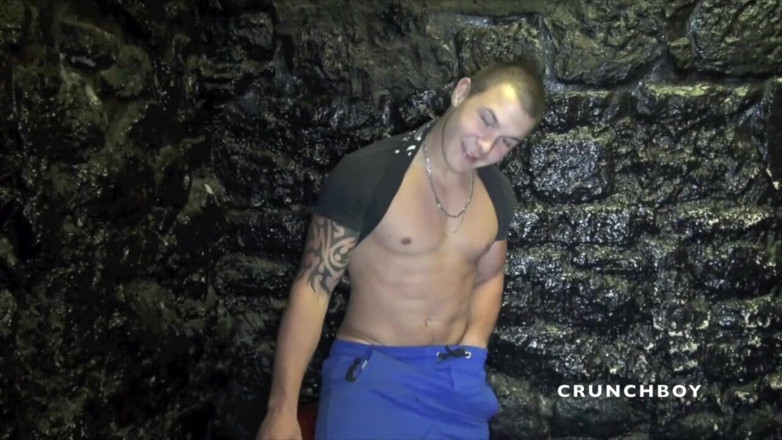 STRAIGHT BOY CURIOUS: Real young french striaght boy accept a blow job