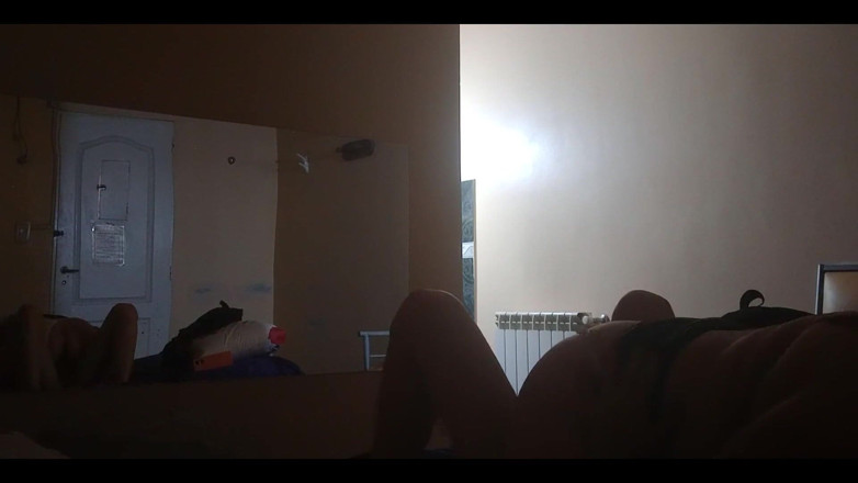 Fitcure1: Ich habe eine Prostituierte in einem Motel mit meinem Handy...