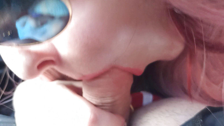 SexyFairyTale: She sucked in the car !! The girl refused to finance