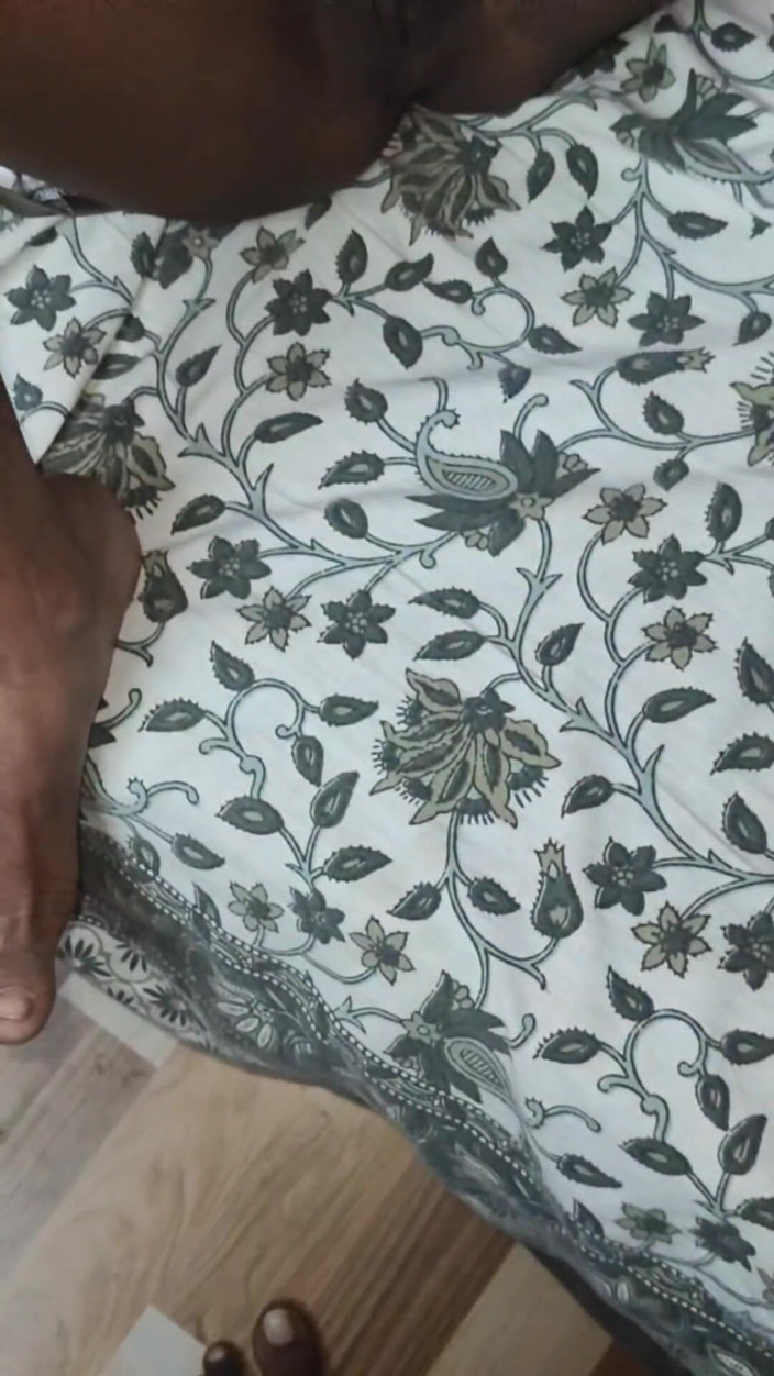 X videos: Ehefrau fickt mit freund zu hause