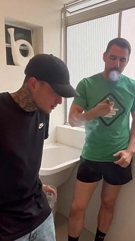 Fodendo Gostoso Um Velho Amigo Parte 1