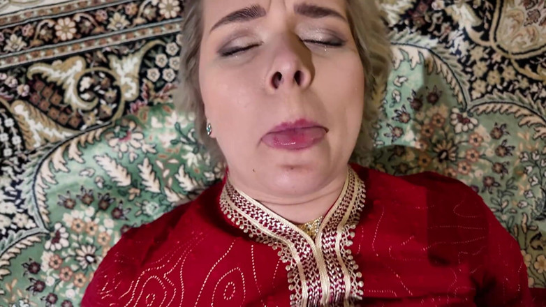 Amateur Homemade Porn: Turkish Homemade Hot Sex with Married MILF