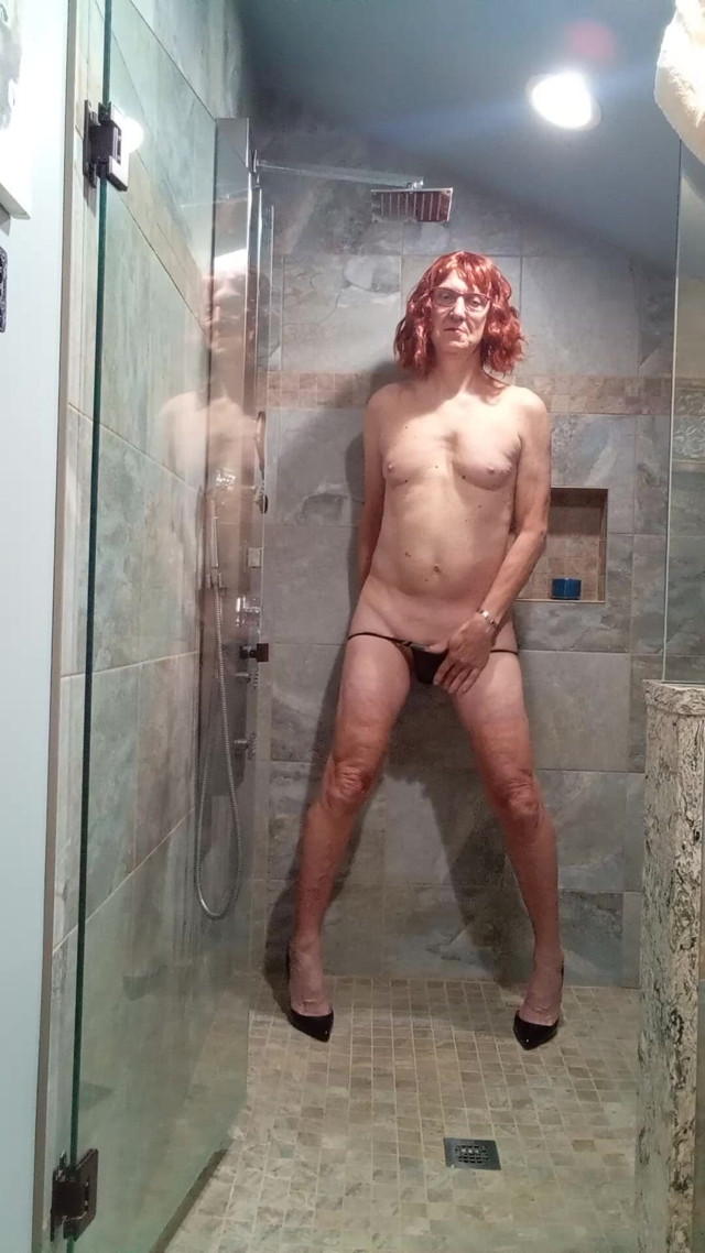 Celine 's Newest Shower Video (Celine Tot)