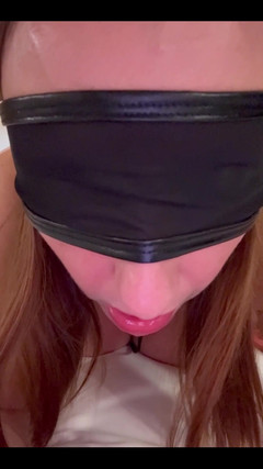 Keira_xxxxxx: Solo la mia faccia e le tette e un po 'di...