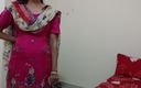 Saara Bhabhi: Sorellastra indiana prima amore e poi cazzo caldo