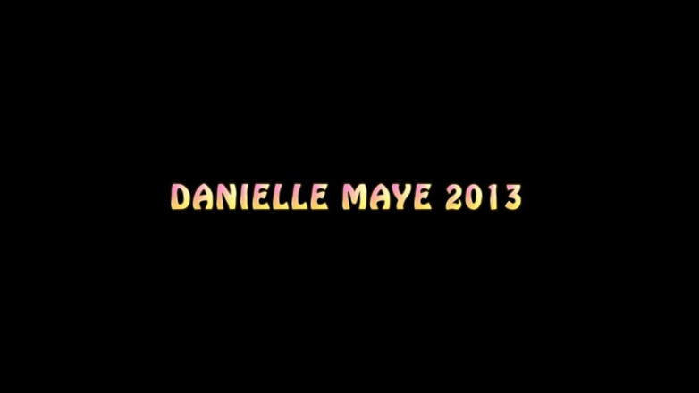 DanielleMaye: La prendetrice di sborra