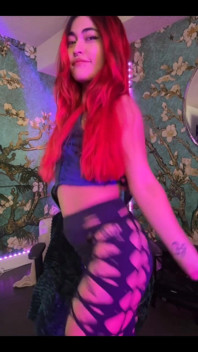 We Wiggle We Dancin
