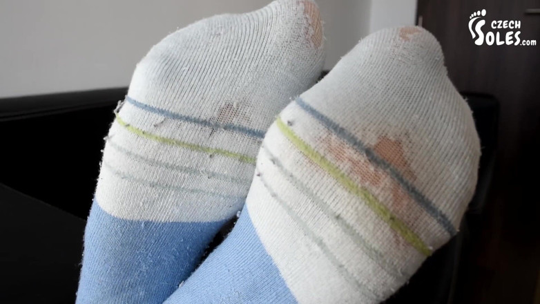 Czech Soles - foot fetish content: Uctívání páchnoucí nohy mé nevlastní sestry