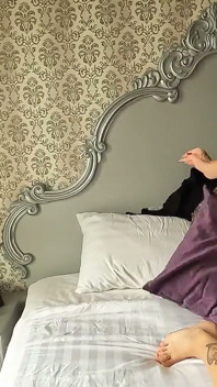Tuktukpatrol Cette Asiatique à forte poitrine adore les bites étrangères