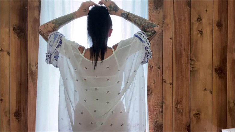 Miss Morticia: Non Nude Spell