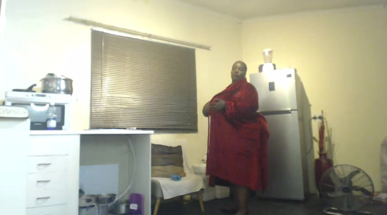 Legendary Booty Overdose: SSBBW 스트립과 후장 박수