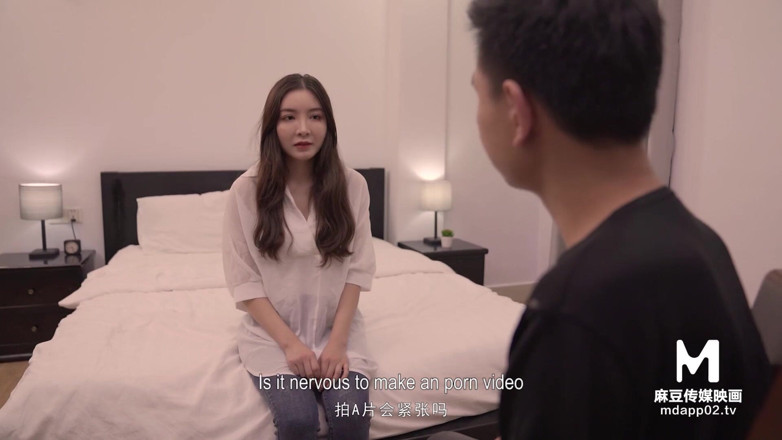 ModelMedia Asia: Amateur strike up a conversation