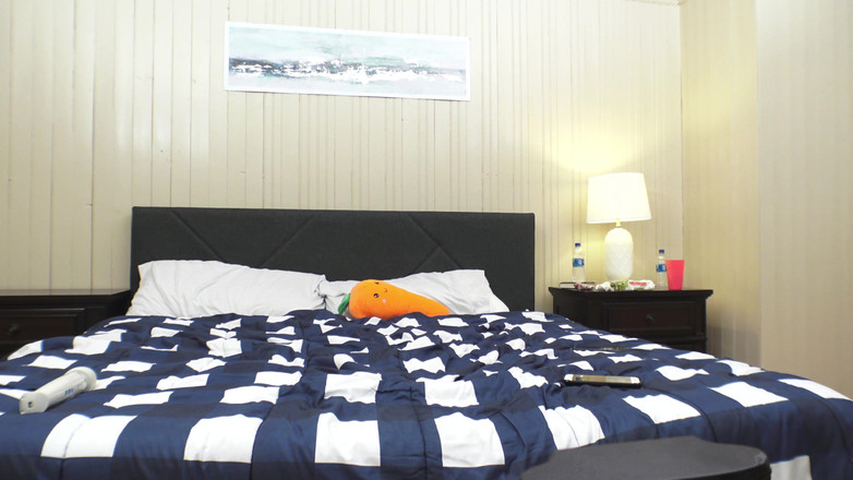 Conor Coxxx: Webová sexuální show s Katie Kinz