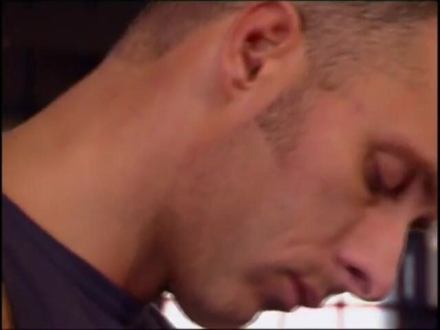 Porncentro: Muscular hunk gets a good fucking from his stunning girlfriend