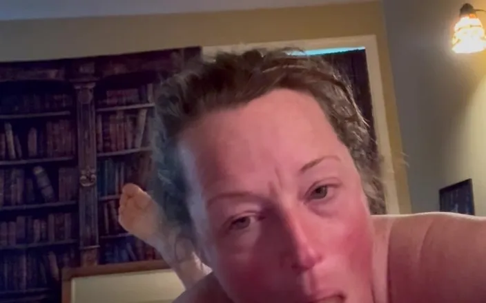 Bonewizzard69: Mommy Always Does Her Best to Start the Morning