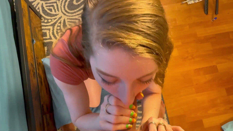 Island Boy Vids: Saturn Hime Sneezing Blowjob