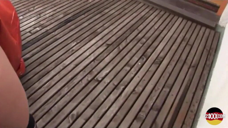 123XXX - 100% Amateurs: Pengalaman seks tante seksi jerman dengan tubuh aduhai - pov