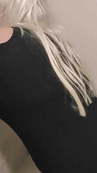 Giselle praktykuje głębokie gardło dla tatusia