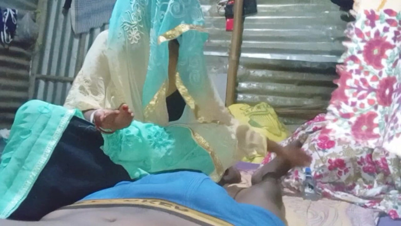 Bengaliauntykichut: Today I Fucked the Neighbor's Wife Really Hard and Applied...