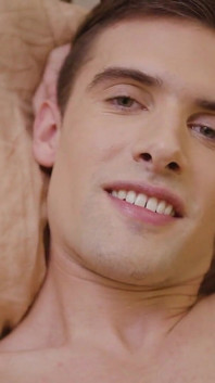 Tu novio sexy Jason Pierce solo quiere abrazarse - mi novio en primer plano - fpov virtual sex
