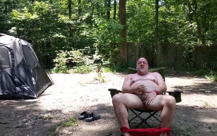 beardaddychub: Caught! BBC Catches Bear in the Woods Jerking off and...