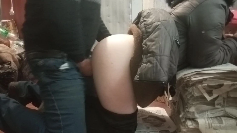 VitLen2: Fucked in the Back of the Store on Old Newspapers