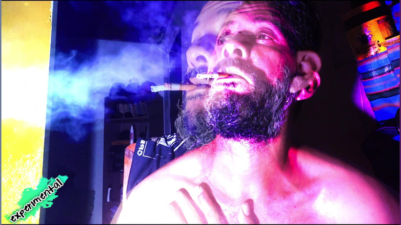 Stink HairyMale: Курение на рассвете