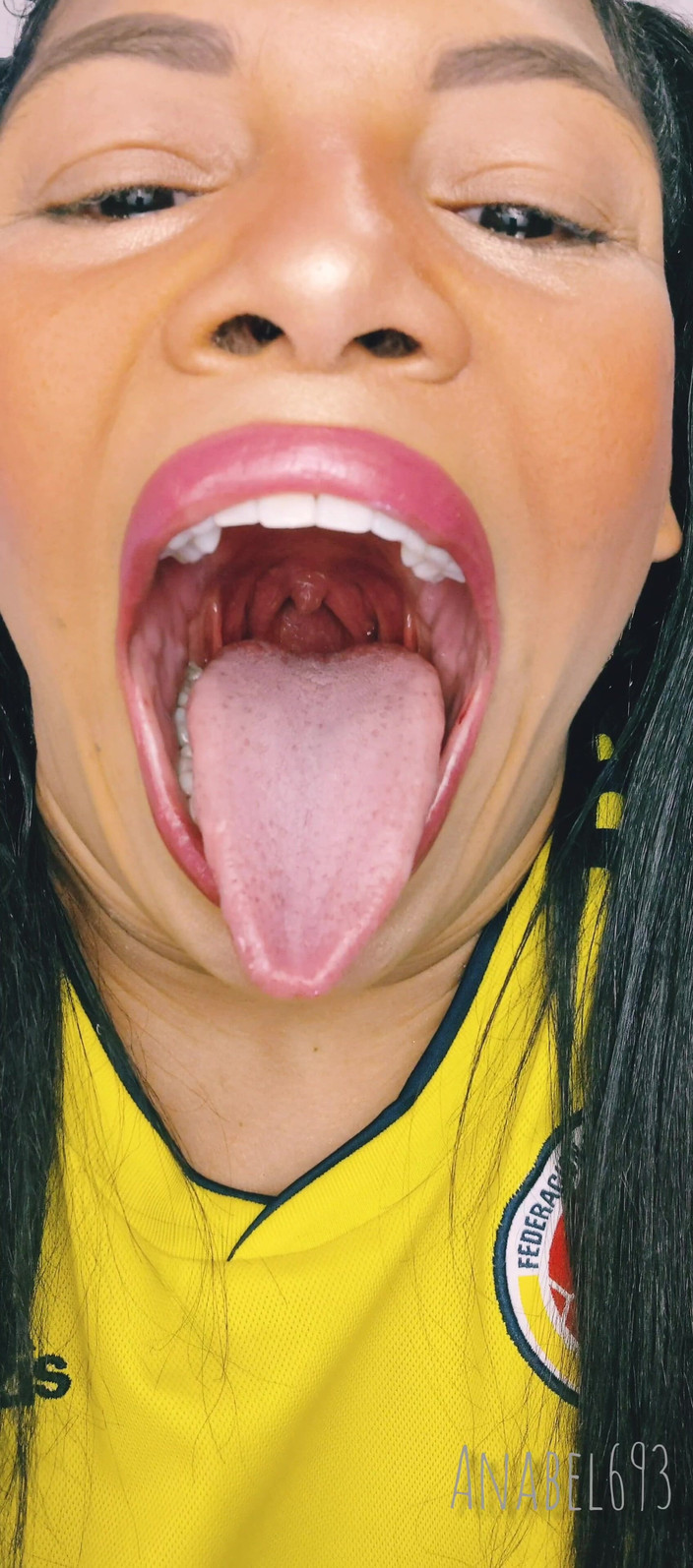 anabel693: Zívání s mojí obrovskou pusou