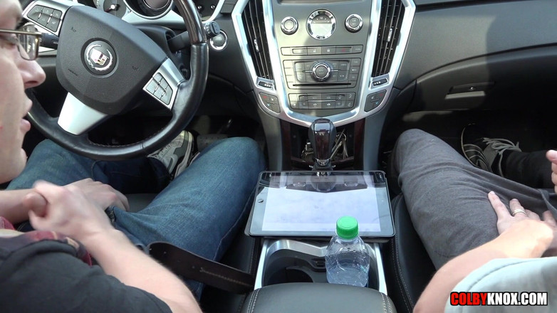 Colby Knox: दो पुरुष और एक चुदाई