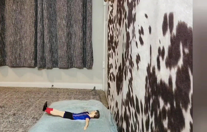 Julia Ryan: Làm việc ra các farts