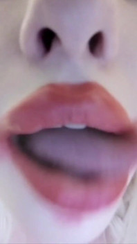 Super Lips Elza Kom