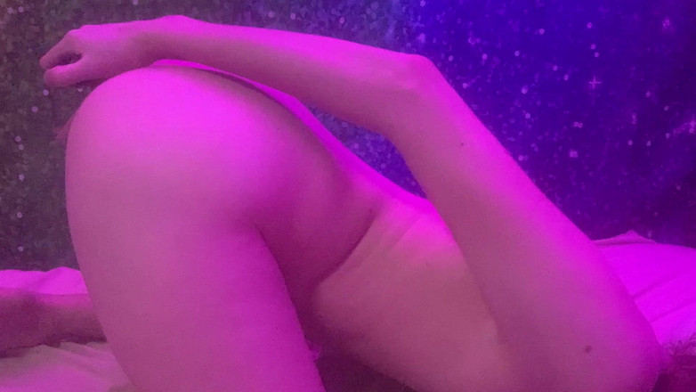 Brashen: Teen Twink Fucks Dildo Deep