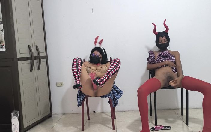 NEGRITA SEXY: 그들은 포르노를 만드는 집에 머물기 때문에 수업에 가지 않았다! 맛있는 자위를 즐기는 핫한 학생!