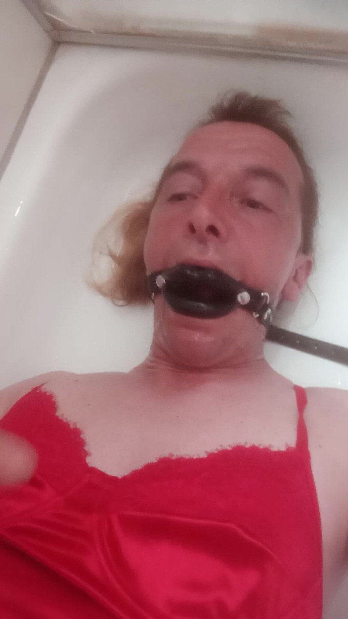 Leatransteen: 오줌과 정액을 삼키는 Leatransteen