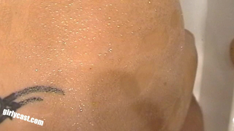 Girlycast: Nina private XXX bathing fun