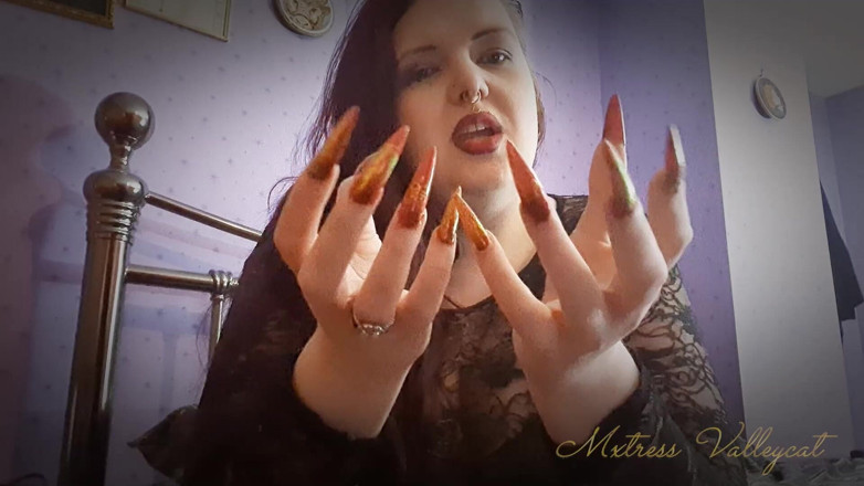 Mxtress Valleycat: Stiletto Commands