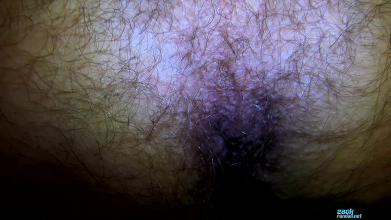 Zack Randall: Zack Nakal Dengan Beberapa Mainan