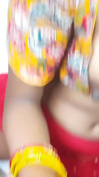 La moglie indiana ha del tempo romantico trascorso con il suo vicino - sesso desi