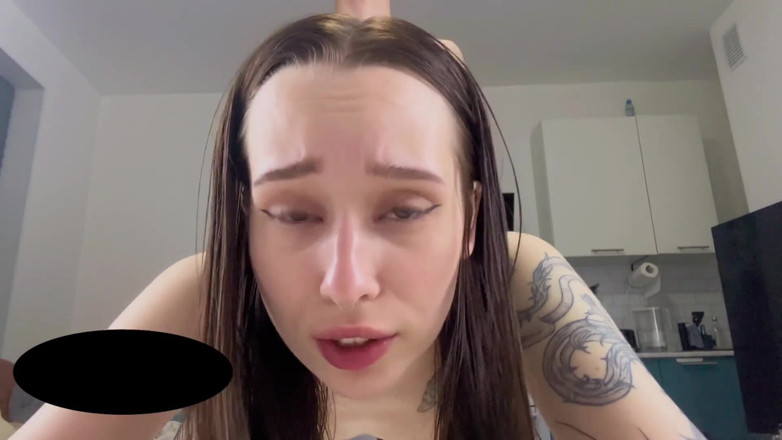 HannahKim: My Stepsister Begged to Bring Her to Orgasm