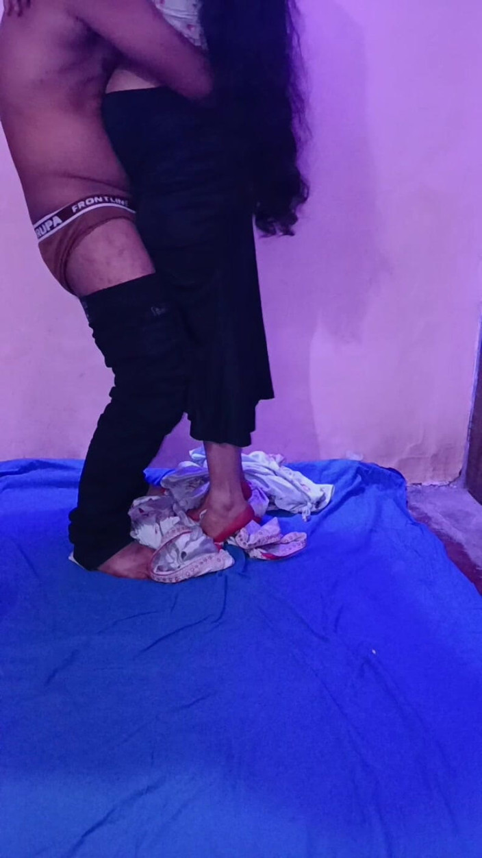 Sunshine143: Desi gospodyni Ki Mast Chudae Ki Friend