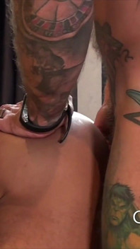 2203 fucked w Thoel Room przez Muscle Pornstar
