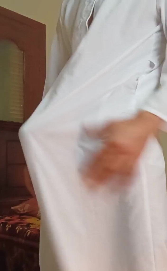 Arab gay sex: 내 큰 자지와 솔로 시간