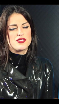 라텍스 패션 TV의 Latex 인터뷰