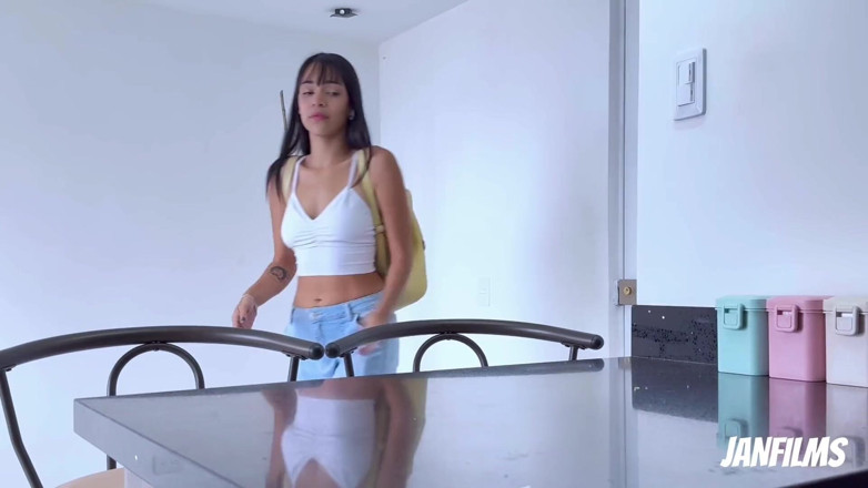 Imalexapink: Joder mis dedos !! Qué placer escuchar a mi novia colombiana...