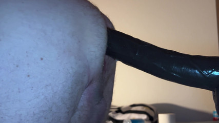 Almaviva: Ông nội được đào tạo để nhét sâu và ông thấy nó dễ chịu