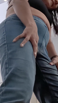 Alisson Sweet的华丽湿润