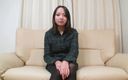 Asiatiques: Asiática morena en casting con vibrador