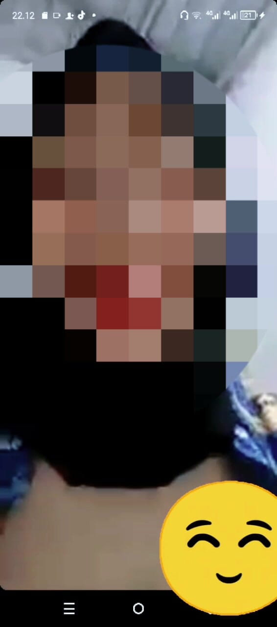 Astriana88: सौतेली मम्मी Milk Liatin Dong मैं लंड को लंबी दूरी तक हिलाना चाहती हूं